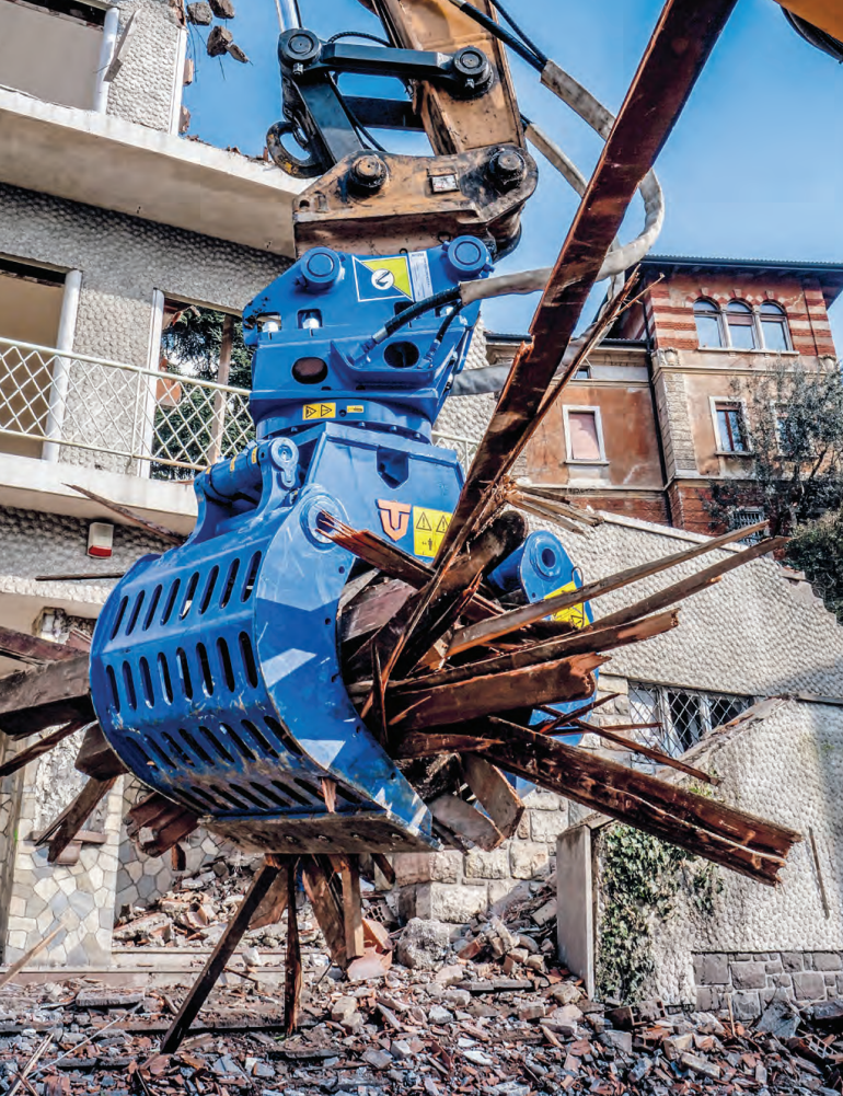Trevi Benne PMZ Series demolition sorting grapple