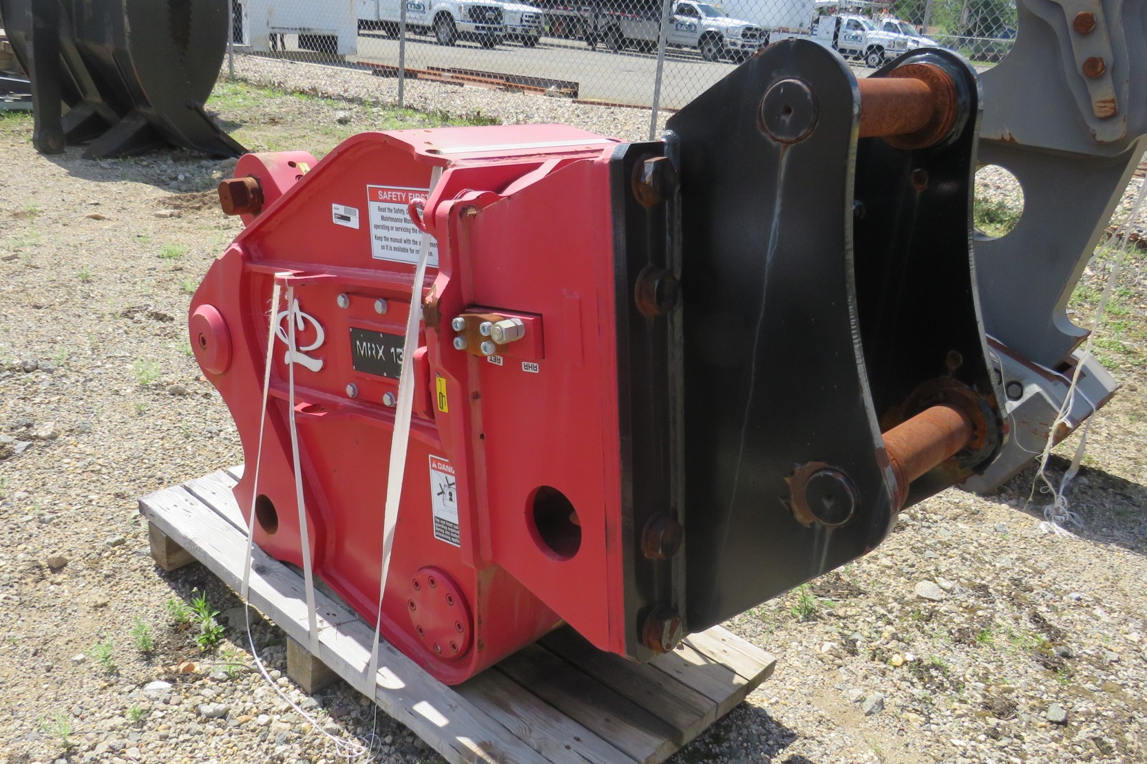 2022 LABOUNTY MULTI-JAW DEMOLITION PROCESSOR, MRX130