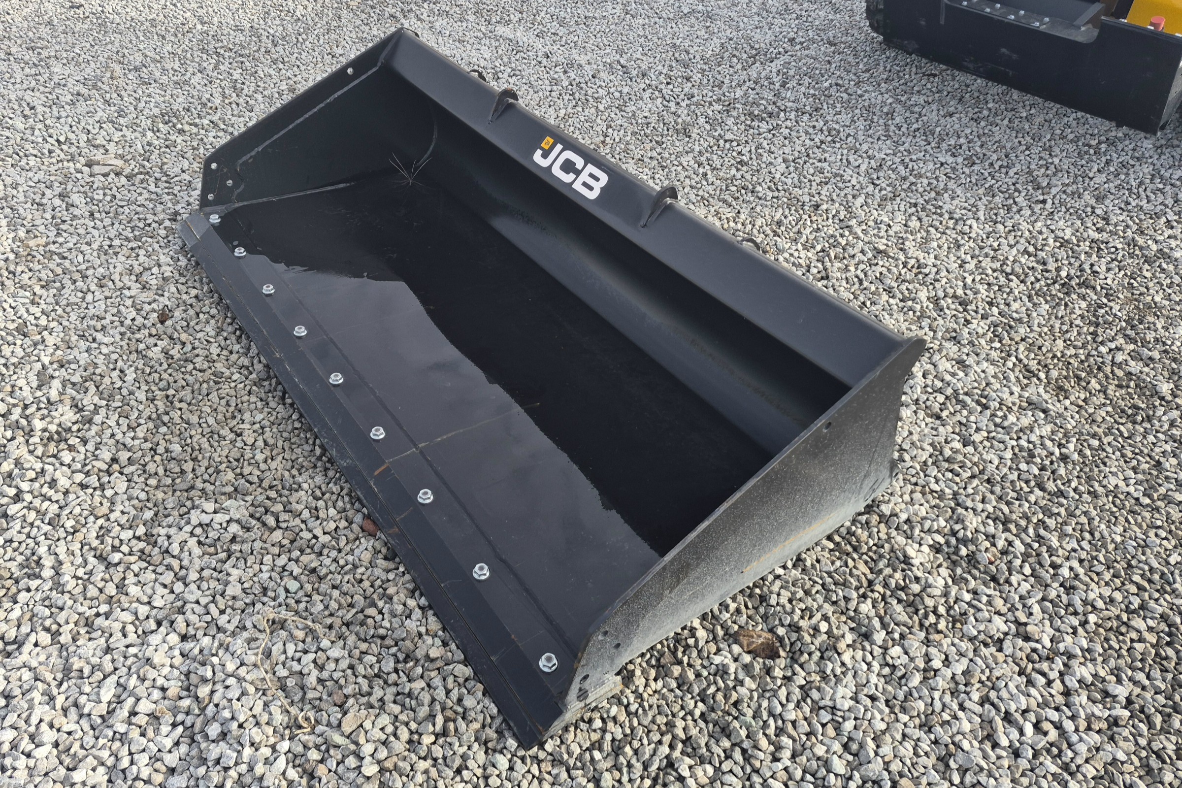 2026 JCB BUCKET, 78IN FOR 3TS-8T, LANDSCAPE – 0045164 2026 JCB BUCKET, 78IN FOR 3TS-8T, LANDSCAPE – 0045164