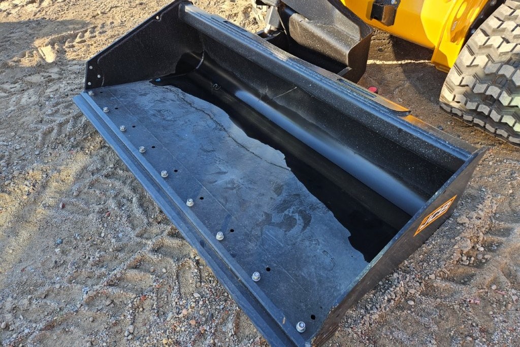 2026 JCB BUCKET, 78IN FOR 3TS-8T, LANDSCAPE – 0045168